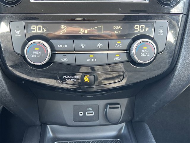 Used 2020 Nissan Rogue Sport SV image 7