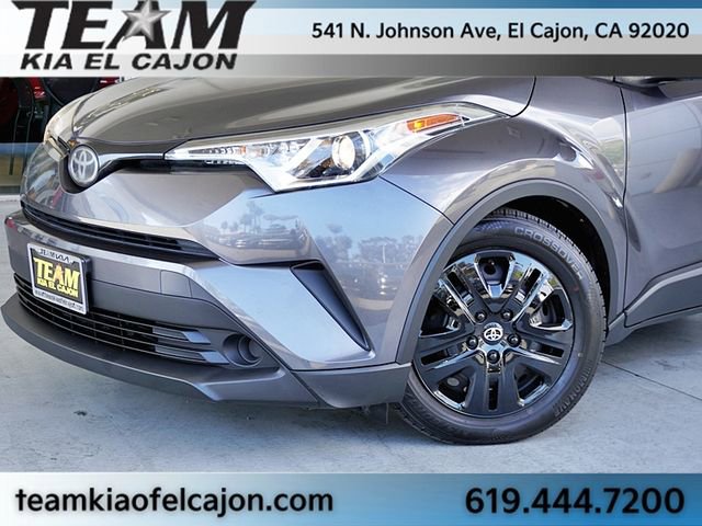 Used 2019 Toyota C-HR LE image 3