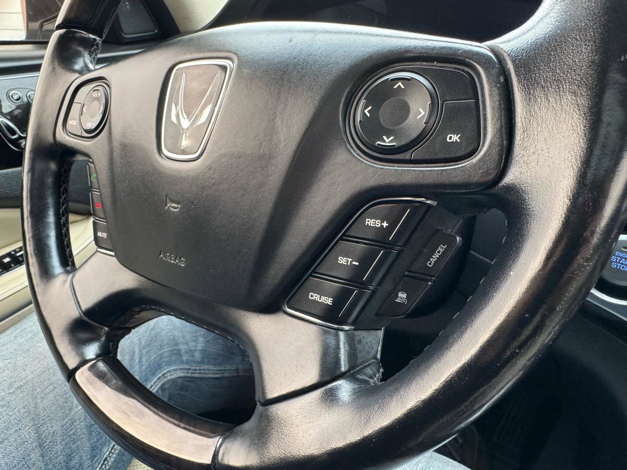 Used 2016 Hyundai Equus Signature image 26