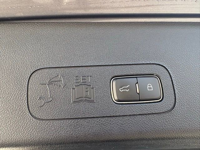 Used 2022 Lincoln Aviator Reserve w/ Elements Package Plus image 36