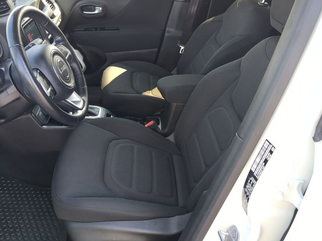 Used 2021 Jeep Renegade Latitude w/ Convenience Group image 12