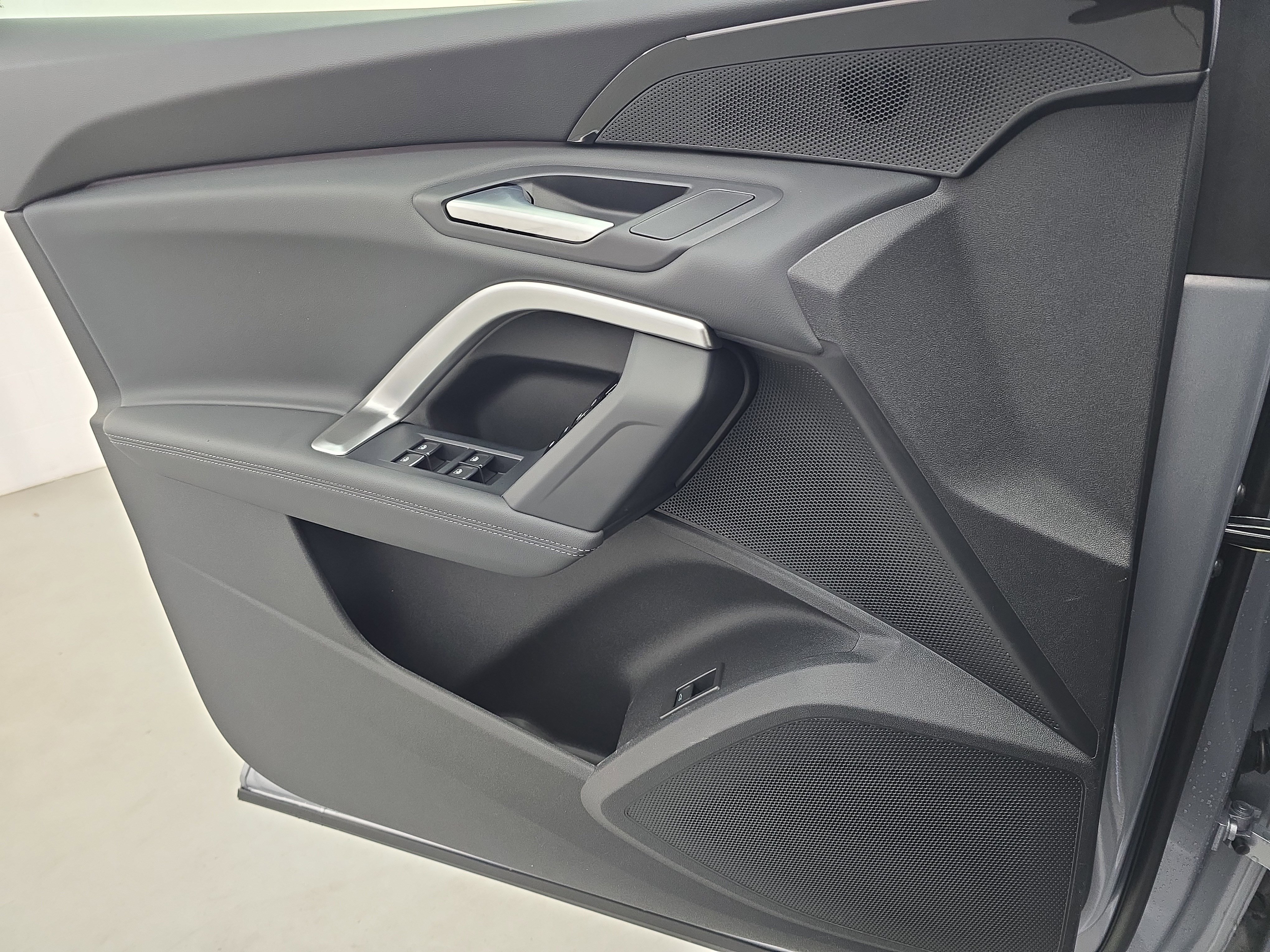 New 2025 Audi Q5 Premium image 26