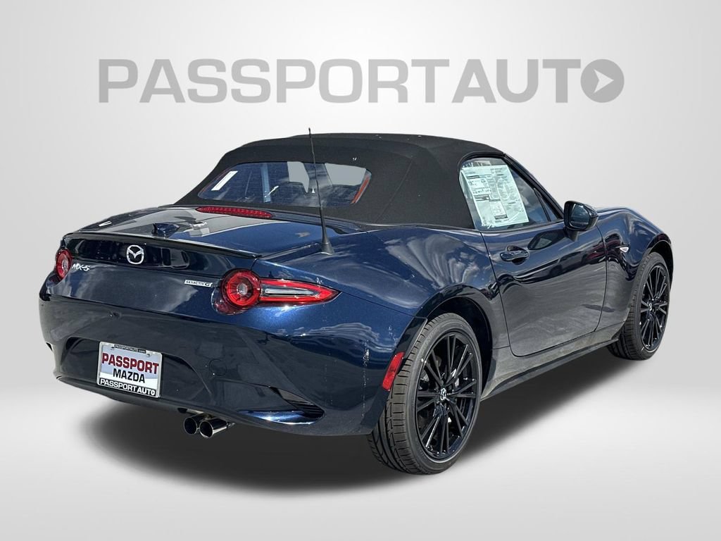 New 2026 MAZDA MX-5 Miata Club w/ Interior Package RWD image 4