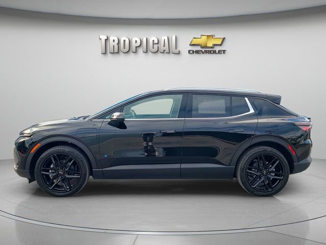 New 2026 Chevrolet Equinox EV LT image 2