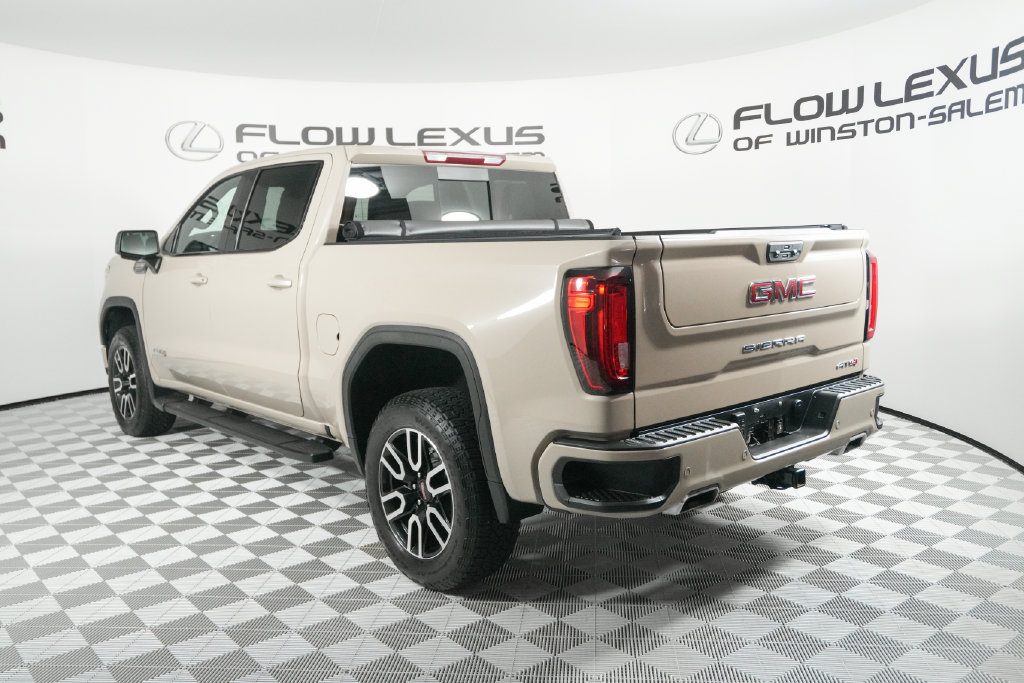 Used 2023 GMC Sierra 1500 AT4 w/ AT4 Preferred Package AWD/4WD image 5