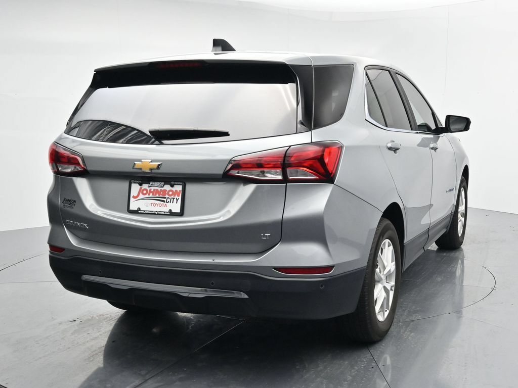 Used 2023 Chevrolet Equinox LT w/ Driver Convenience Package FWD image 6