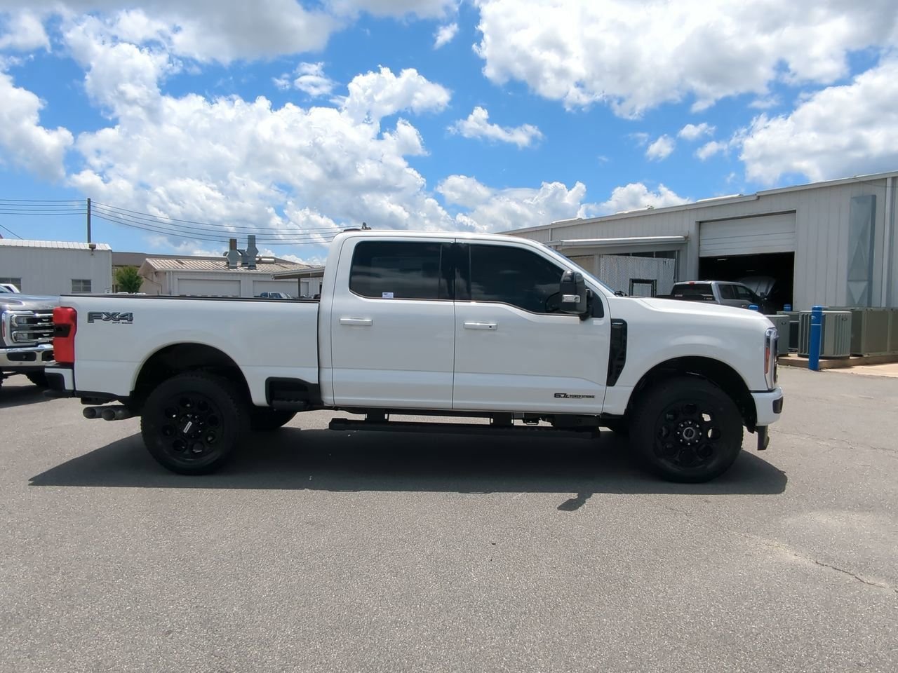 New 2025 Ford F350 Lariat w/ Lariat Ultimate Package image 3