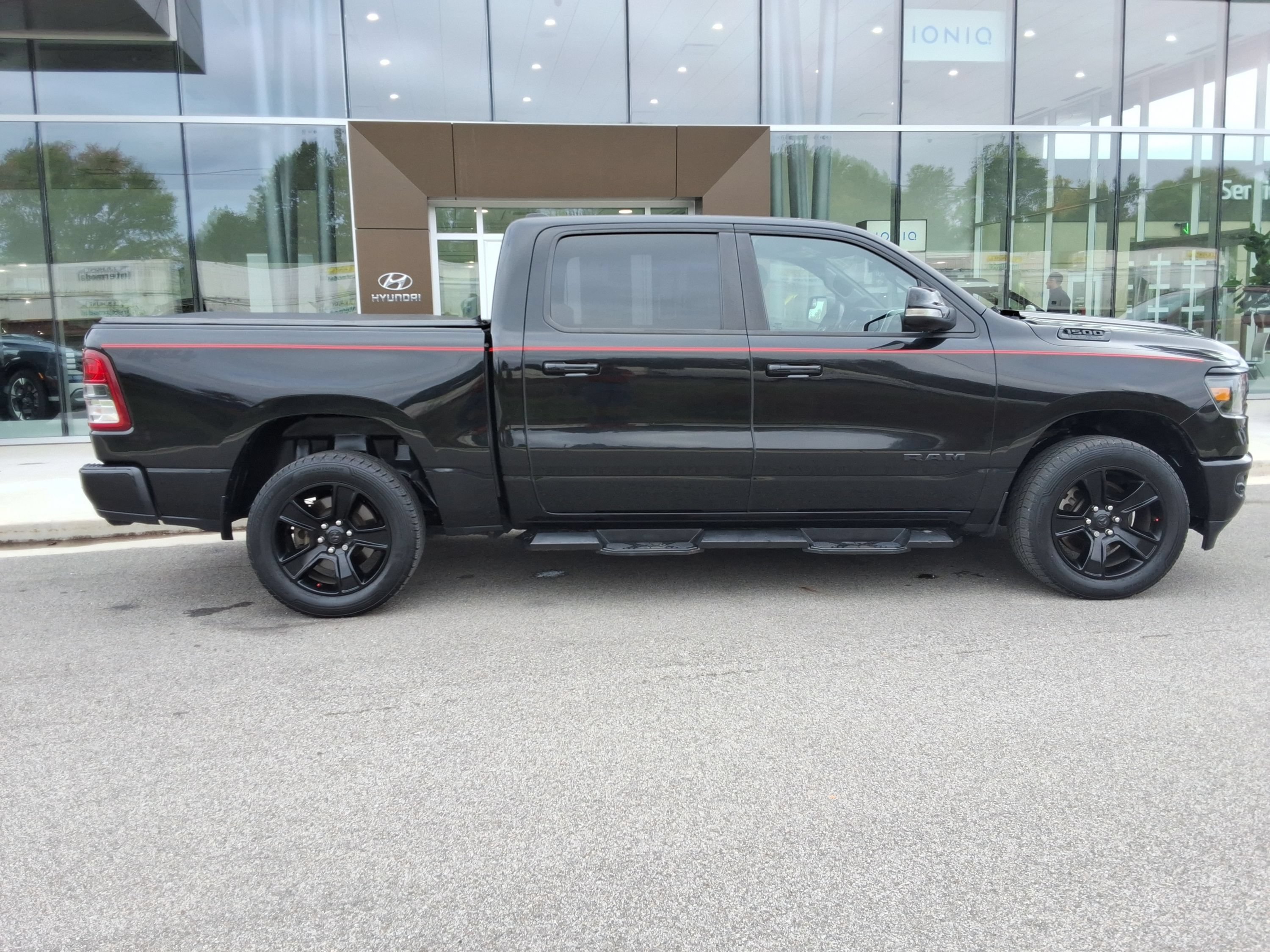 Used 2020 RAM 1500 Big Horn AWD/4WD image 15