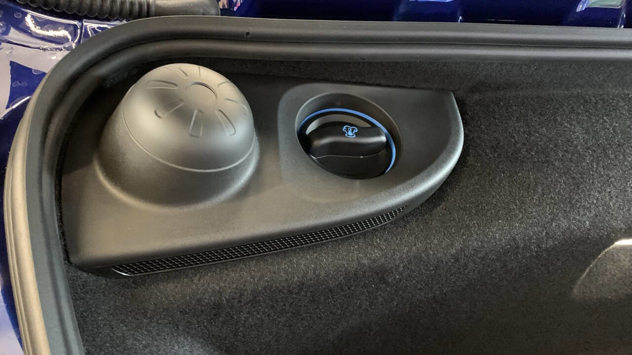 Used 2025 Porsche 718 Boxster GTS image 39