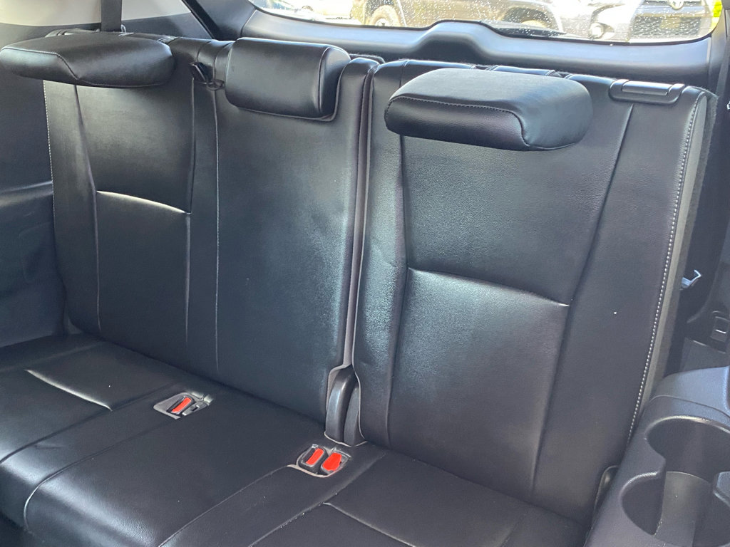 Used 2021 Toyota Highlander Platinum image 6
