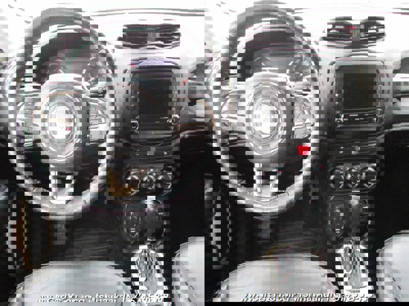 Used 2017 Jeep Renegade Limited image 20