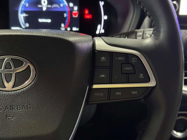 Used 2024 Toyota Grand Highlander AWD image 18