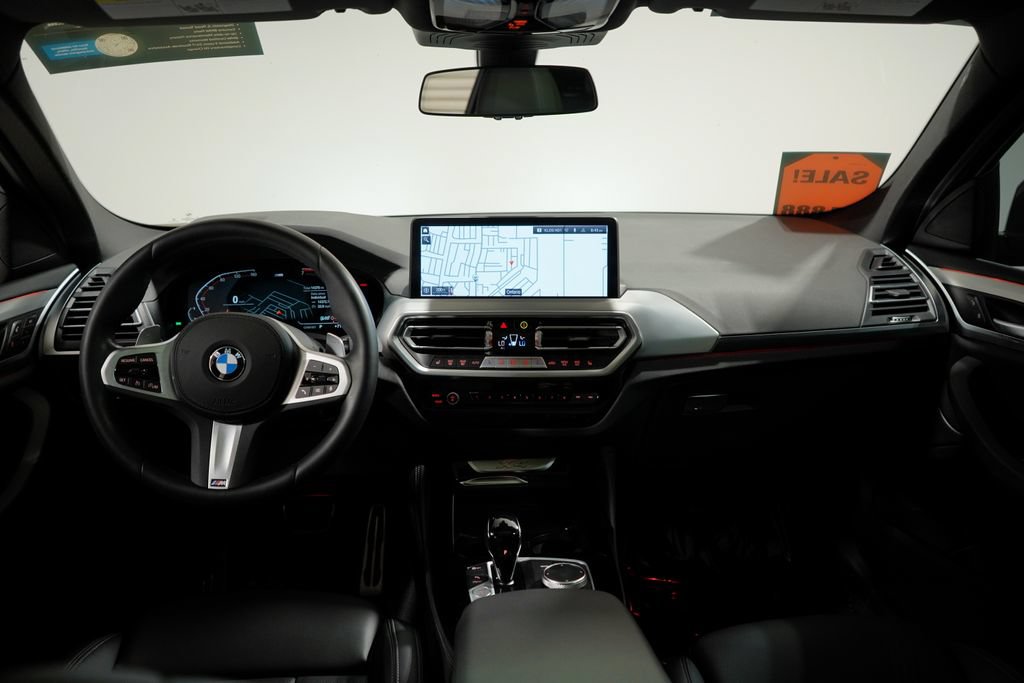 Used 2024 BMW X4 xDrive30i w/ M Sport Package AWD/4WD image 10