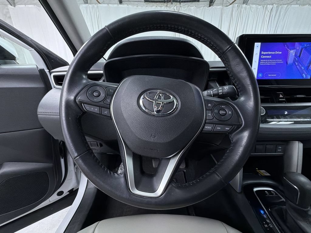 Used 2023 Toyota Corolla Cross LE w/ Moonroof Package AWD/4WD image 27