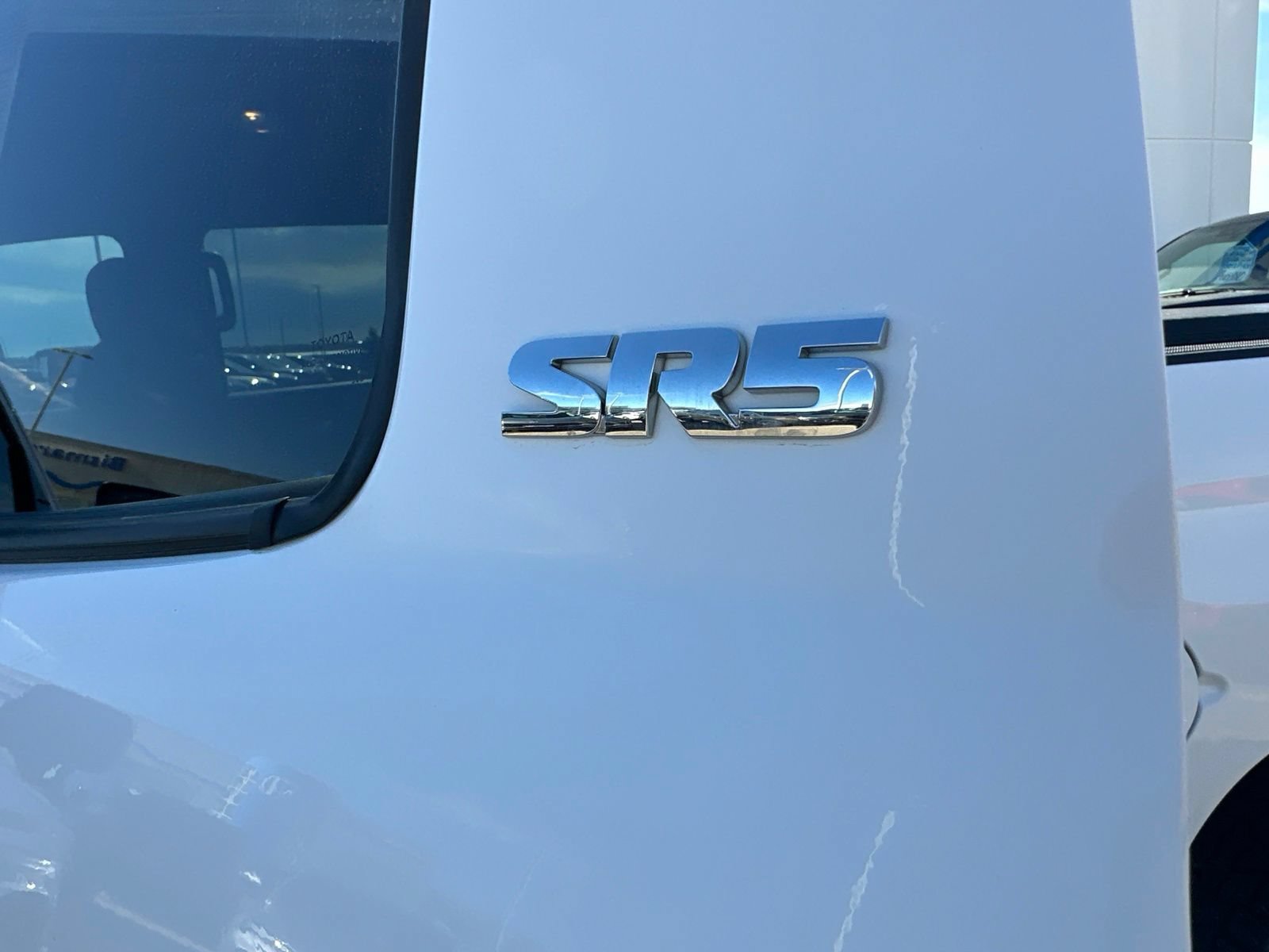 Used 2020 Toyota Tundra SR5 w/ SR5 Upgrade Package AWD/4WD image 20