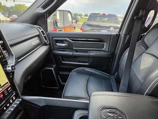 Used 2020 RAM 2500 Laramie w/ Night Edition AWD/4WD image 17
