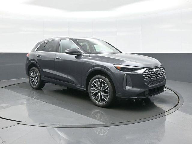 New 2025 Audi Q5 Premium Plus