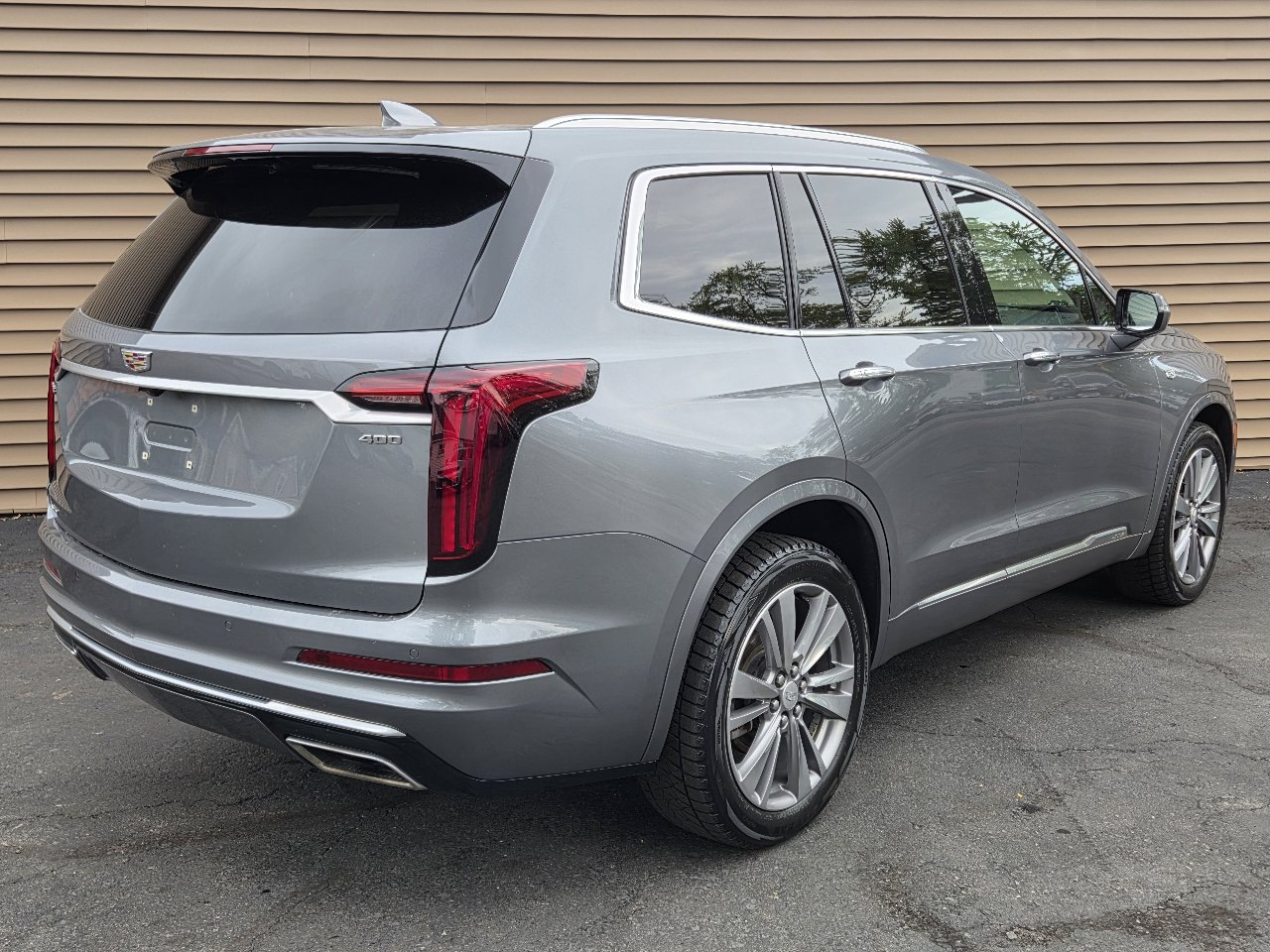 Used 2022 Cadillac XT6 Premium Luxury image 6