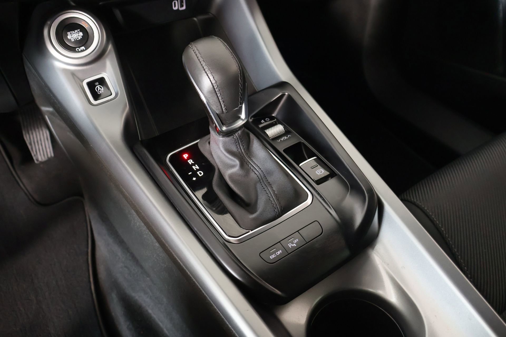 Used 2025 Dodge Hornet GT w/ Cold Weather Group AWD/4WD image 7
