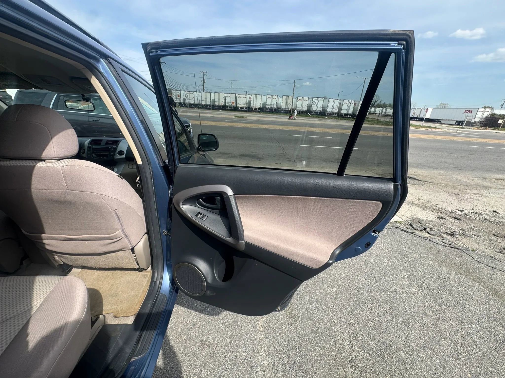 Used 2008 Toyota RAV4 4WD image 16