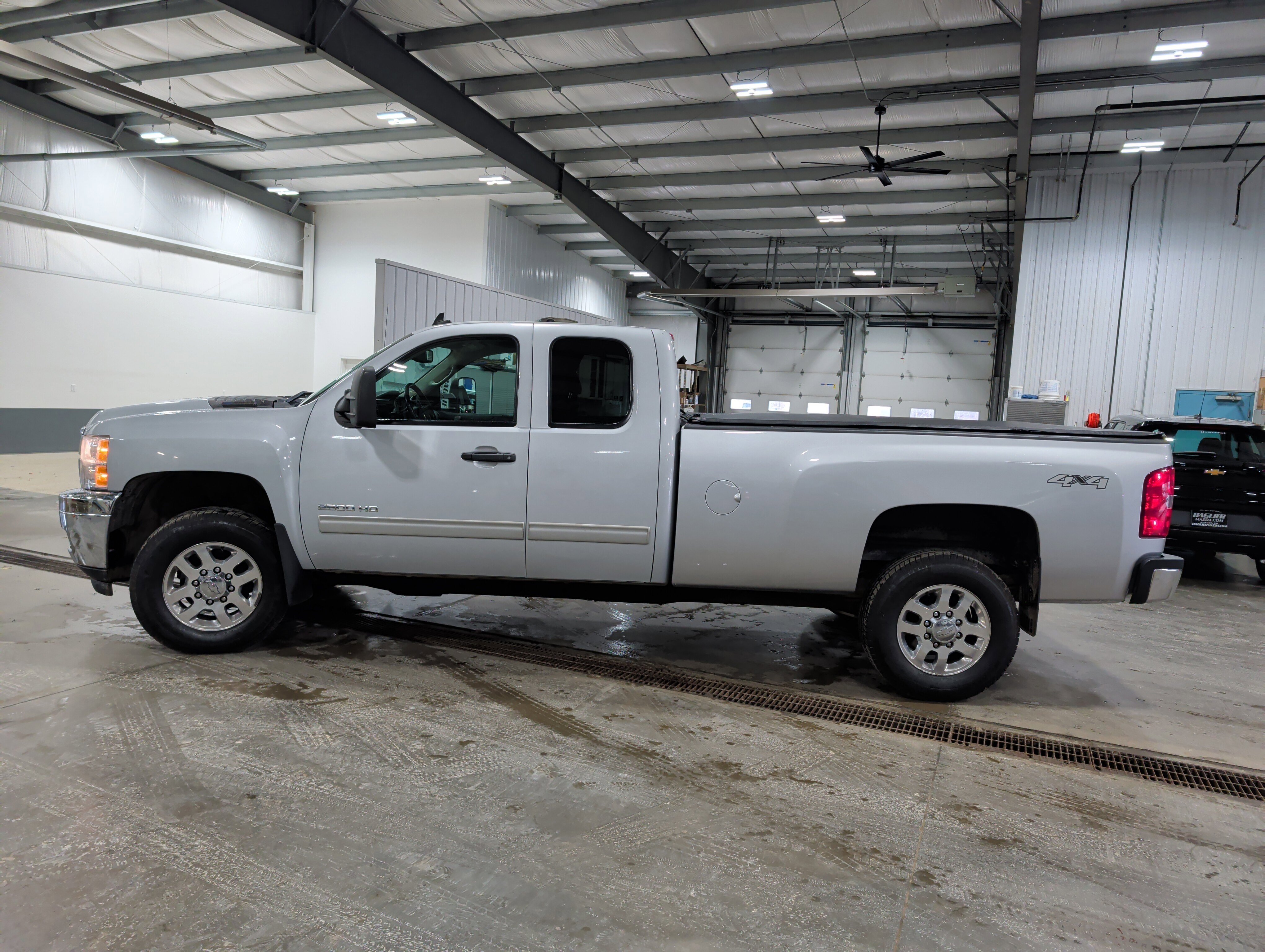 Used 2013 Chevrolet Silverado 2500 LT w/ Interior Plus Package AWD/4WD image 5