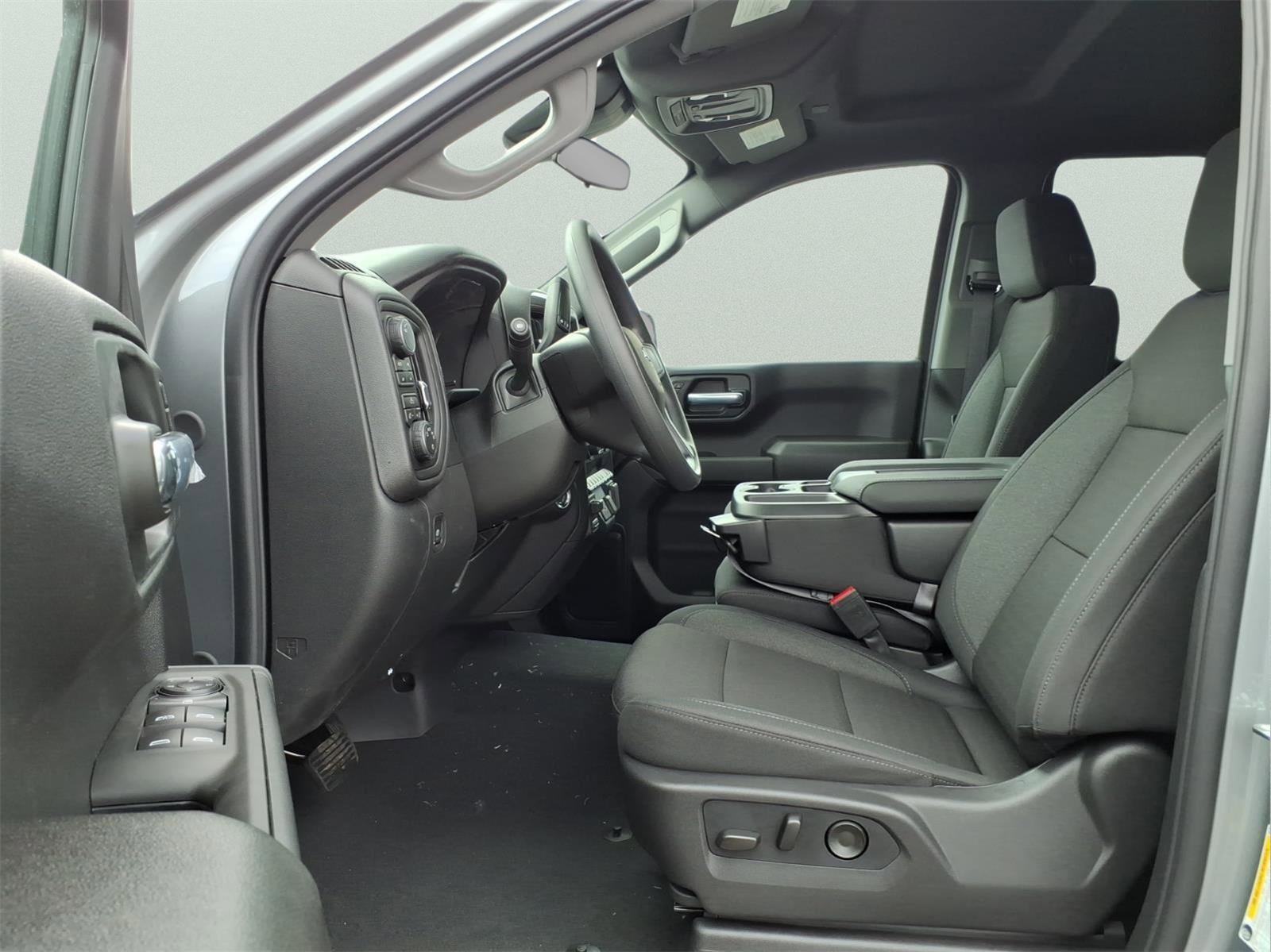 New 2026 Chevrolet Silverado 1500 Custom Trail Boss w/ LPO, Dark Essentials Package AWD/4WD image 14