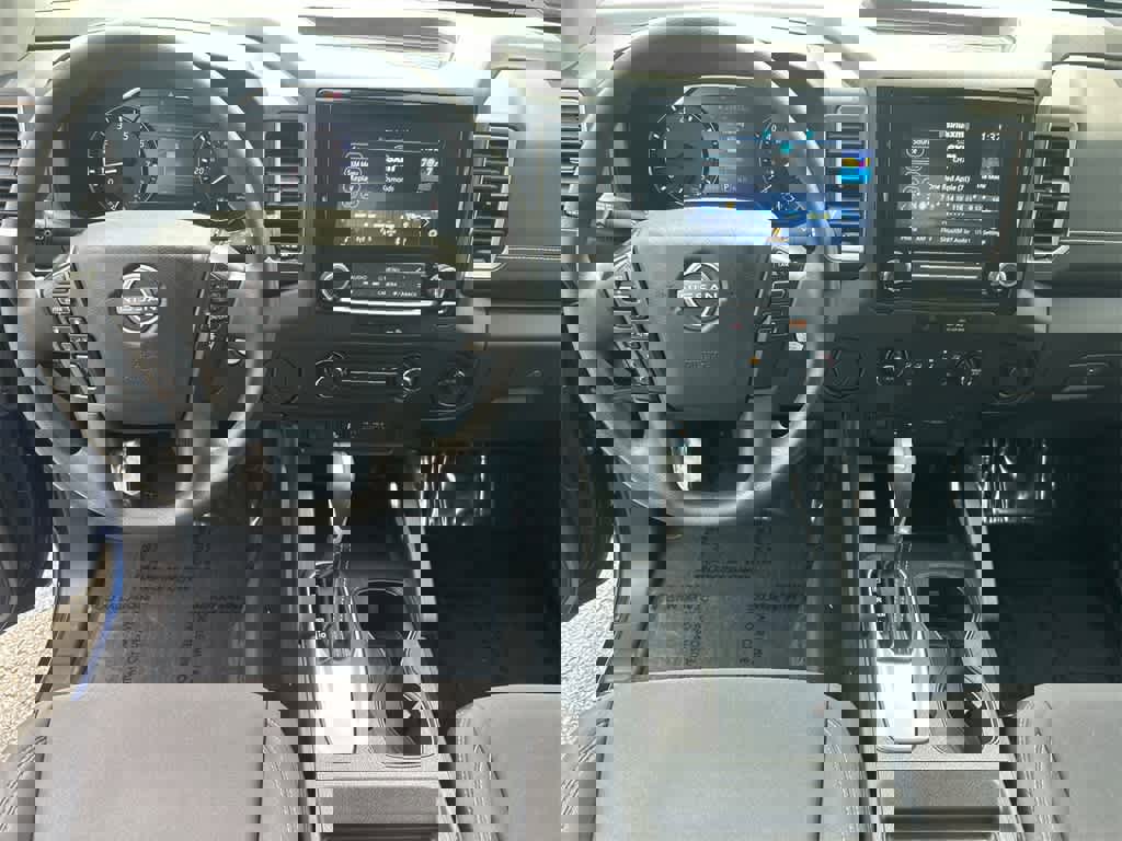 Used 2022 Nissan Frontier SV w/ Technology Package image 18