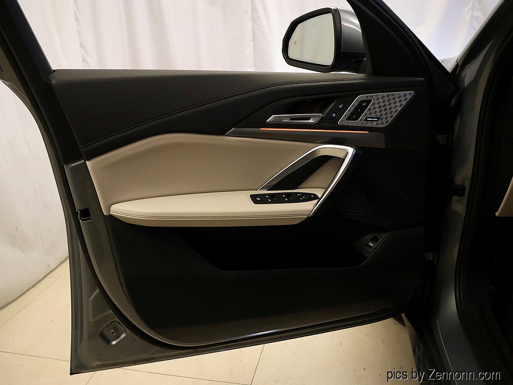 Certified 2025 BMW X2 xDrive28i AWD/4WD image 27