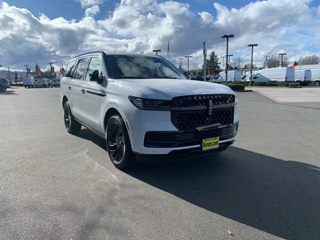 New 2026 Lincoln Navigator Reserve w/ Jet Appearance Package image 11