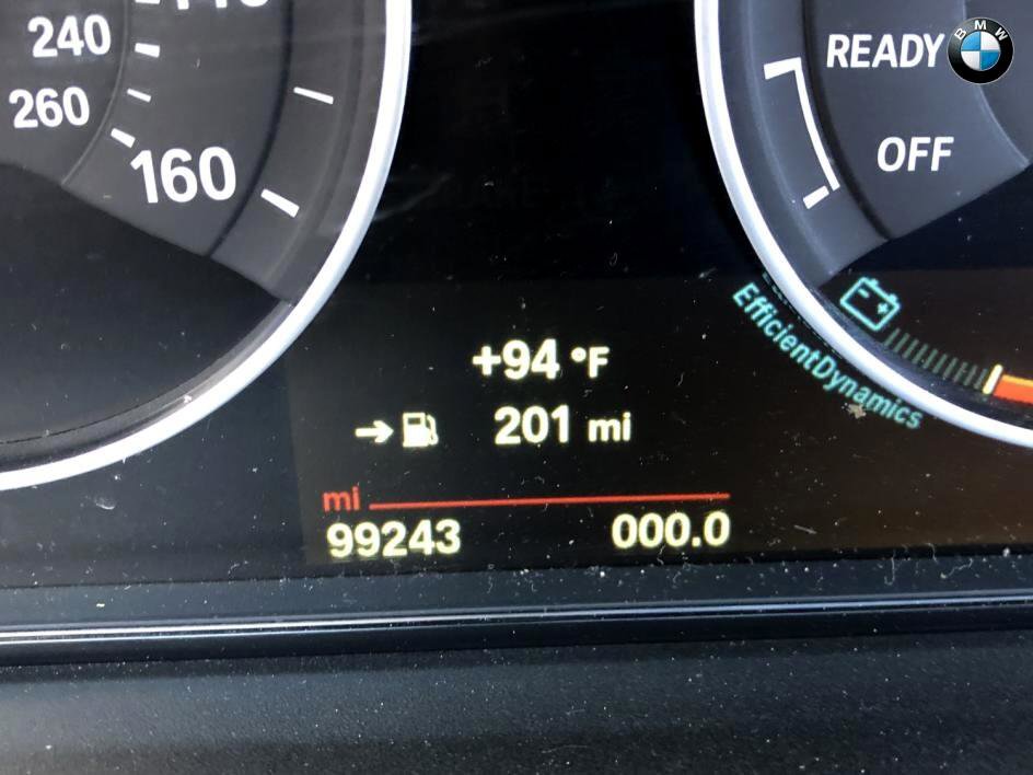 Used 2015 BMW 320i 320i Sedan image 14