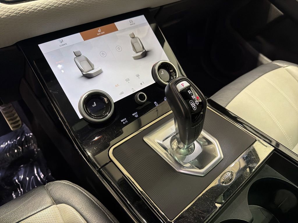 Used 2022 Land Rover Range Rover Evoque R-Dynamic S image 14