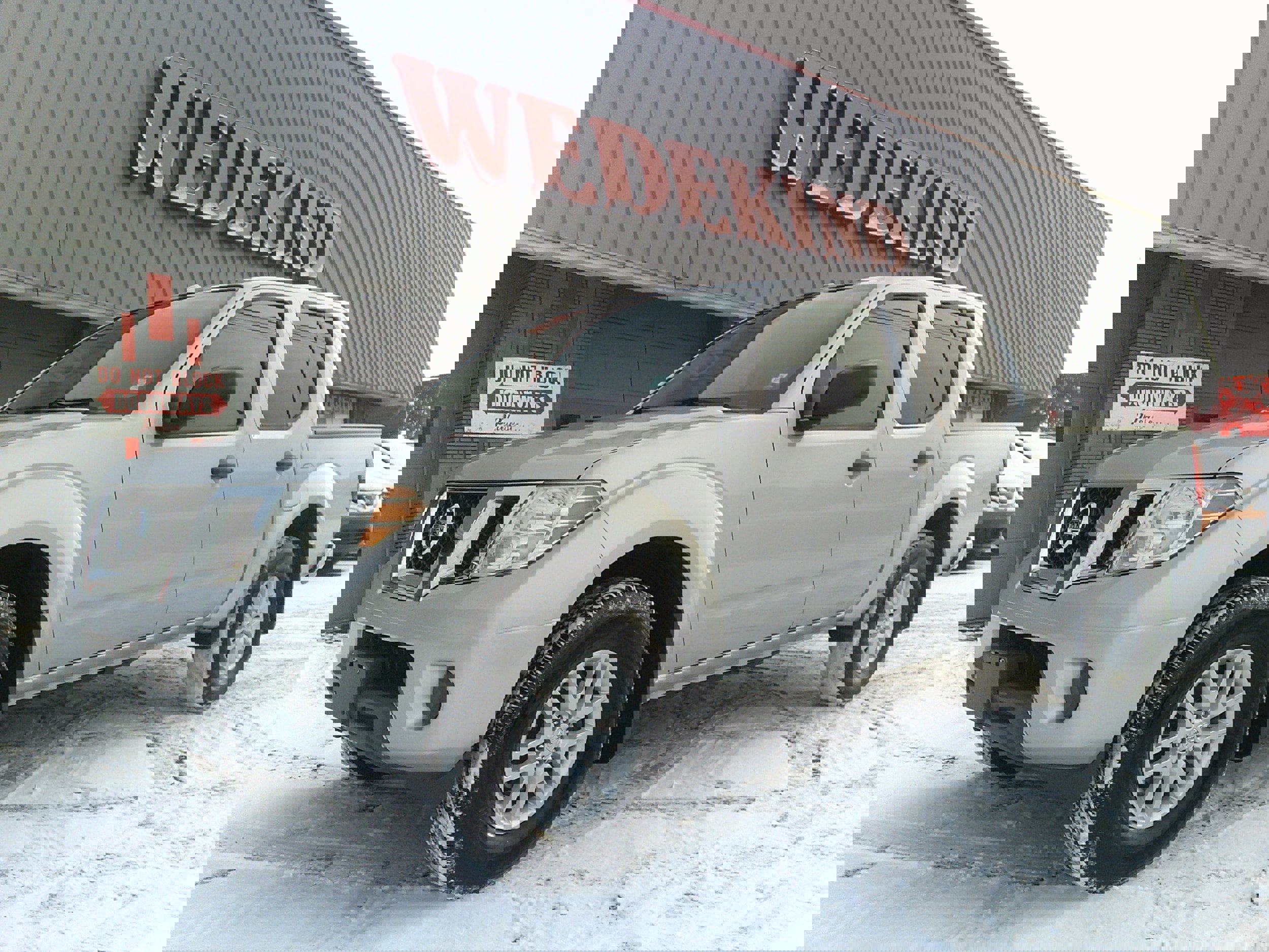 Used 2018 Nissan Frontier SV video 1