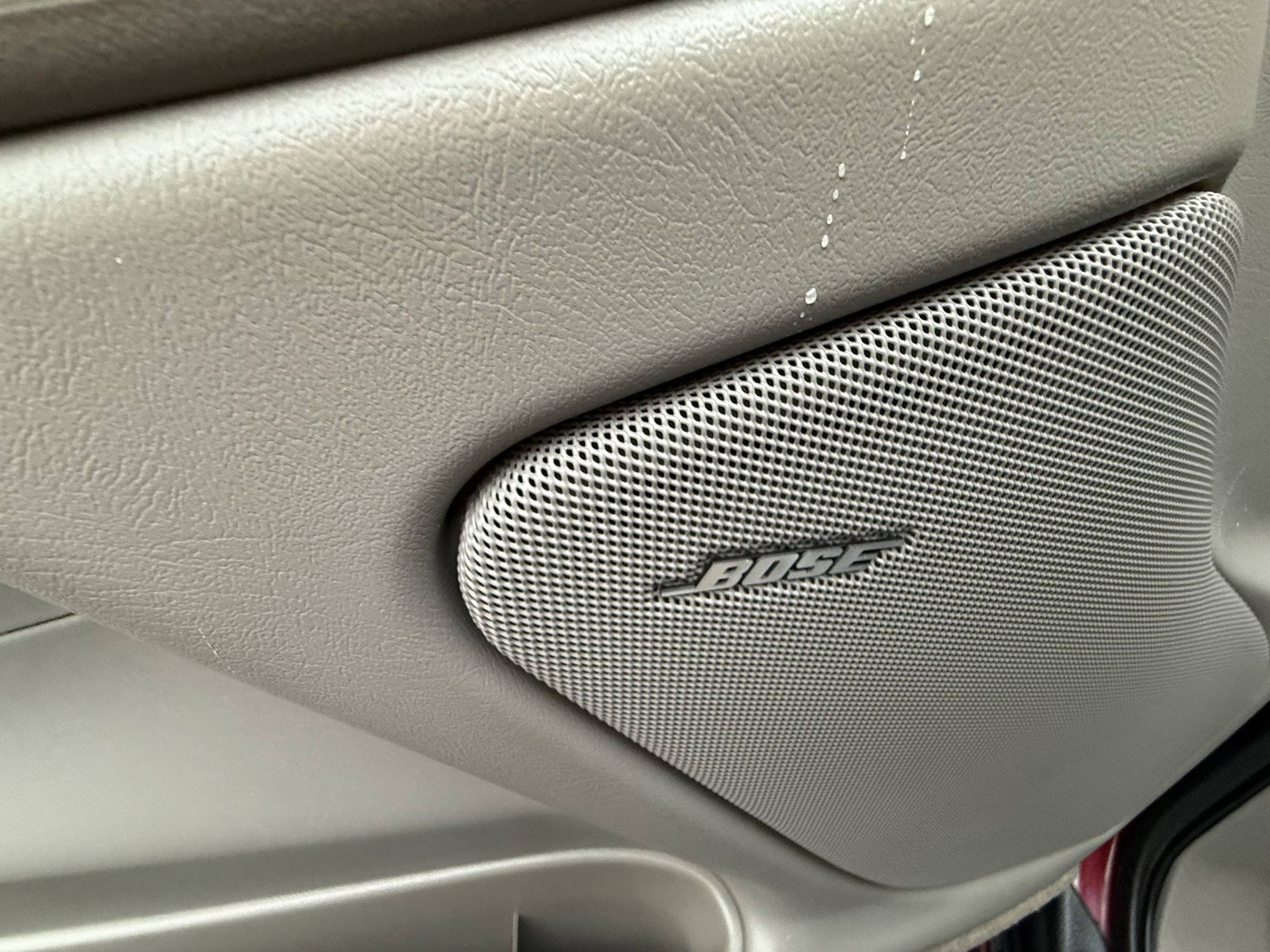 Used 2005 Chevrolet Avalanche Z71 w/ Sun And Sound Package image 16