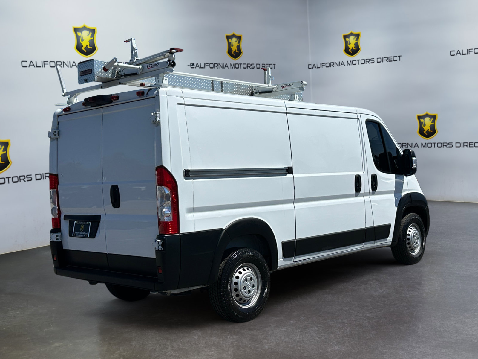 Used 2024 RAM ProMaster 2500 w/ Convenience Group FWD image 5