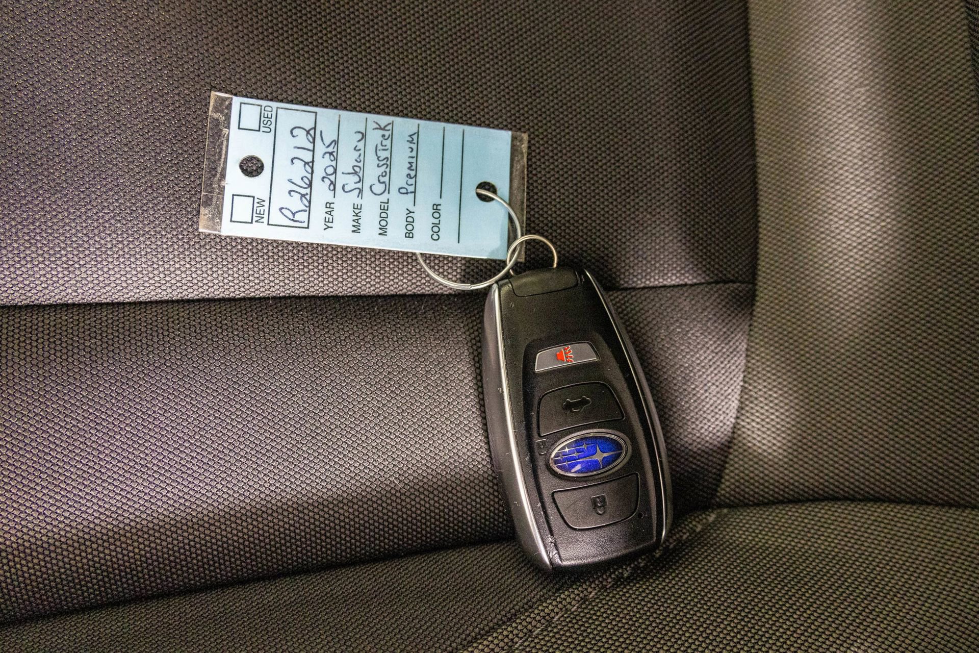 Used 2025 Subaru Crosstrek 2.0i Premium image 44