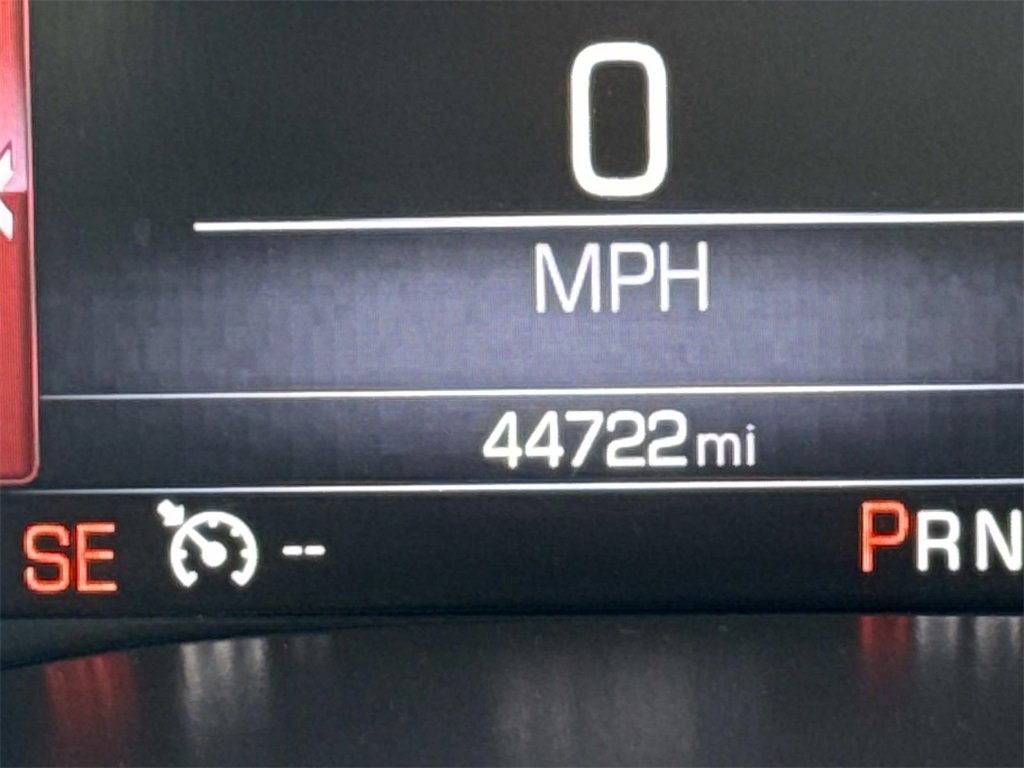 Used 2016 GMC Canyon SLE w/ All Terrain Package image 30