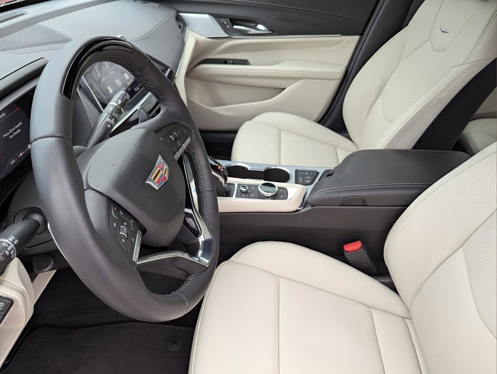 Certified 2025 Cadillac CT4 Premium Luxury image 8