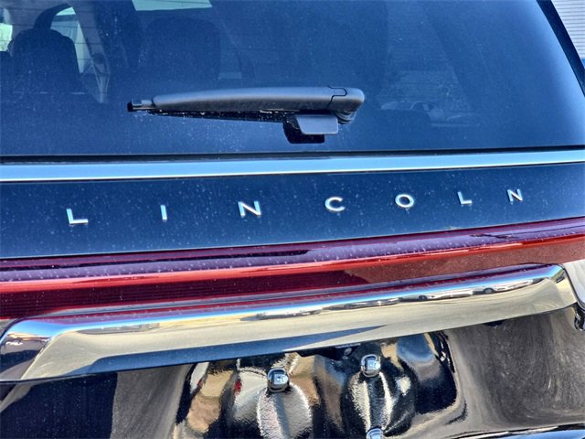 Used 2022 Lincoln Navigator Reserve image 15