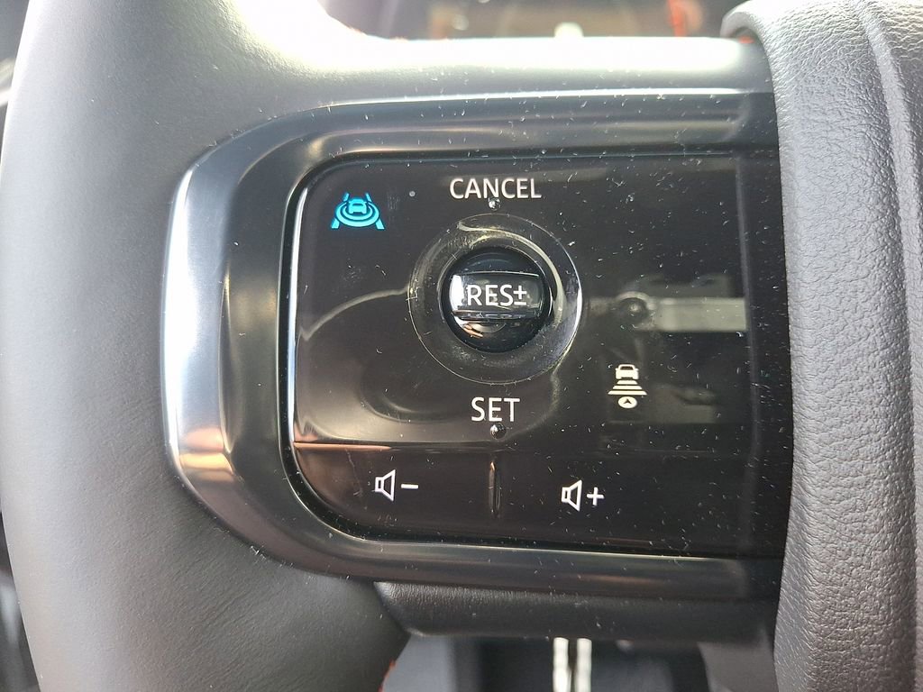 Certified 2025 Nissan Armada PRO-4X image 21