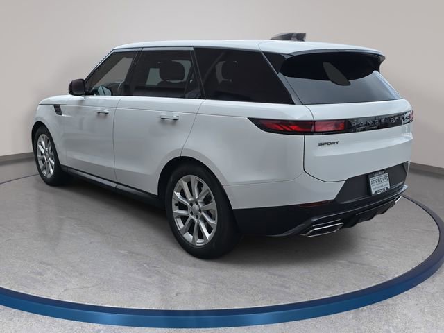 Used 2025 Land Rover Range Rover Sport SE image 8