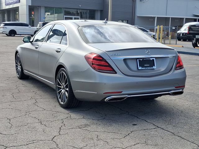 Used 2018 Mercedes-Benz S 560 Sedan image 3