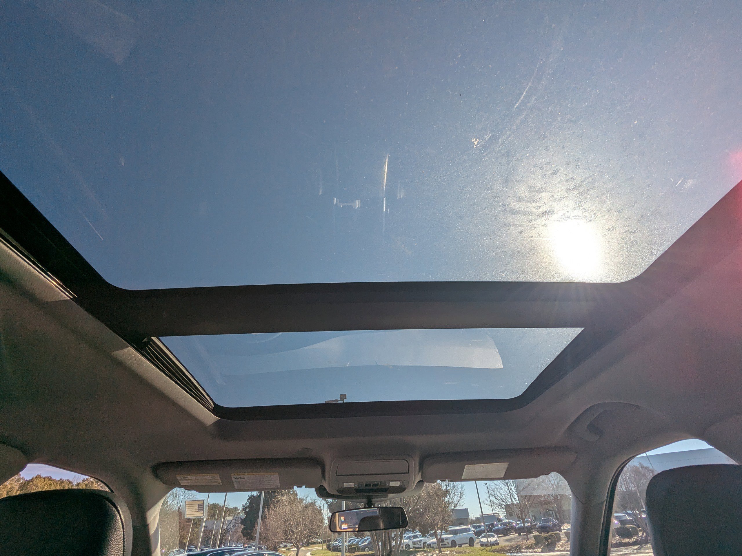 Used 2020 Ford Explorer XLT w/ Equipment Group 202A image 13