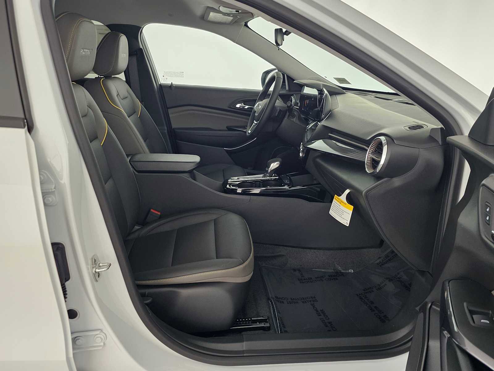 New 2026 Chevrolet Trax ACTIV FWD image 10