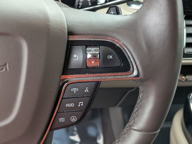 Used 2023 Lincoln Navigator Reserve image 17