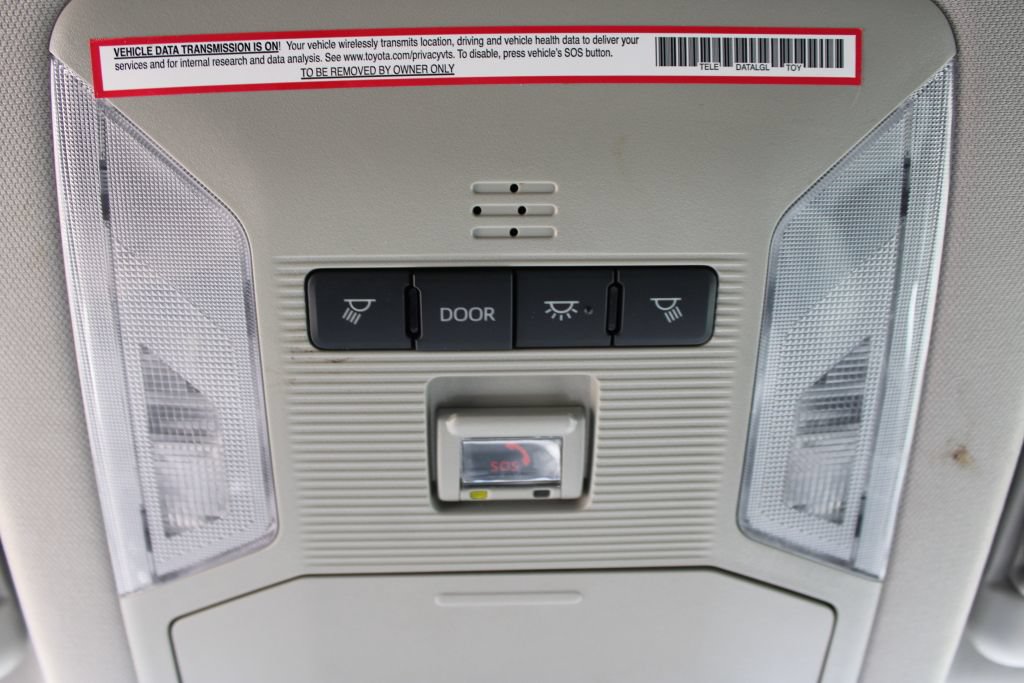 Used 2024 Toyota RAV4 XLE AWD/4WD image 18