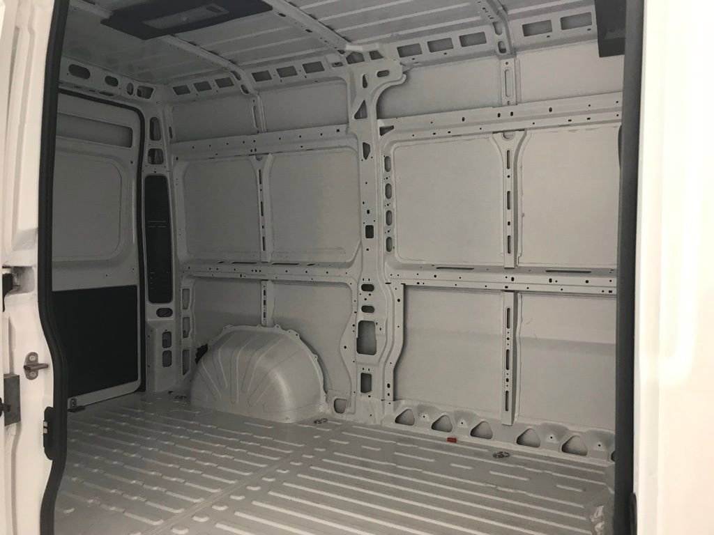 New 2024 RAM ProMaster 2500 w/ Convenience Group image 24