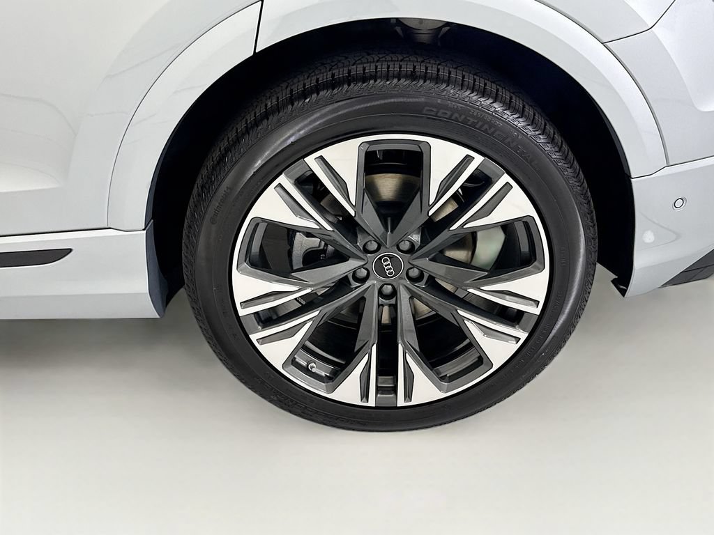 Used 2026 Audi Q8 Premium Plus w/ Premium Plus Package AWD/4WD image 30