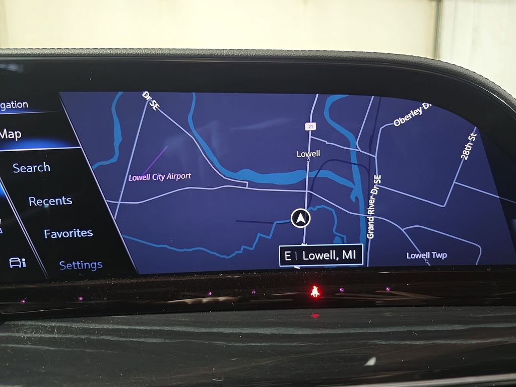 Used 2024 Cadillac Escalade Sport w/ LPO, ONYX Package image 29