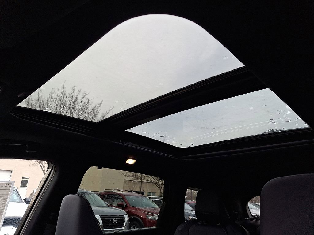 New 2026 INFINITI QX60 Sport image 10