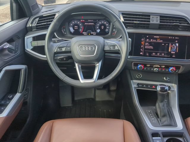 Used 2022 Audi Q3 2.0T Premium AWD/4WD image 15